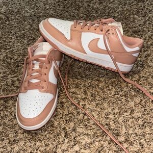 Women’s Lowtop Dunks